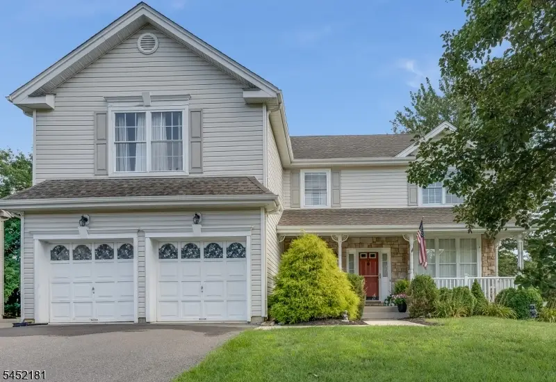 13 Grant Way, Lopatcong, NJ 08865 - #1