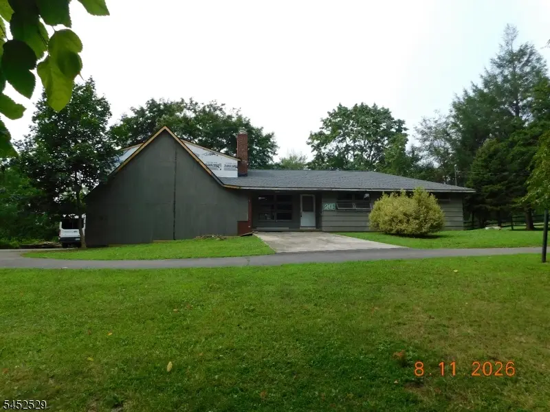211 Pickle Rd, Washington, NJ 07853 - #1