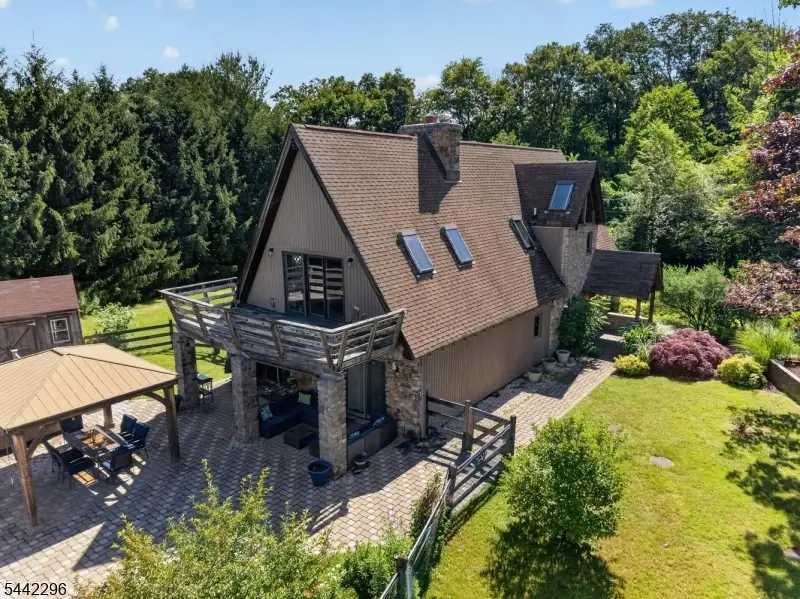 339 Hackett Rd, Bethlehem, NJ 08827 - #1