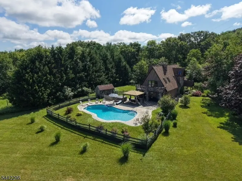 339 Hackett Rd, Bethlehem, NJ 08827 - #2