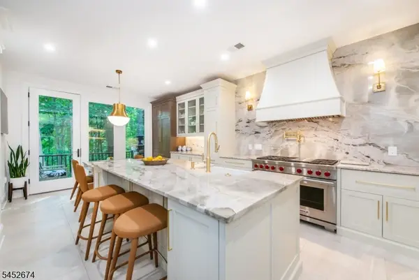 2 Park Pl, Mountain Lakes Boro, NJ 07046