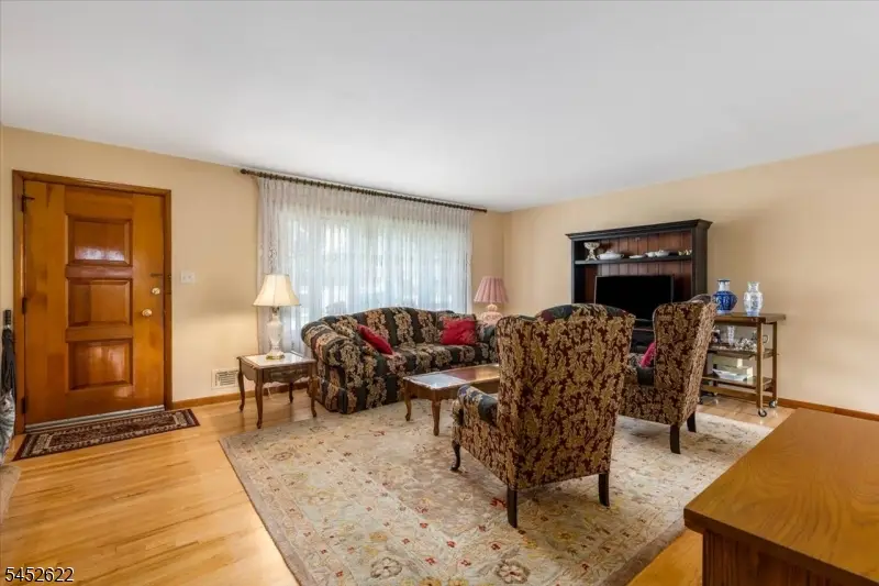 11 Landis Pl, Clifton, NJ 07013 - #2