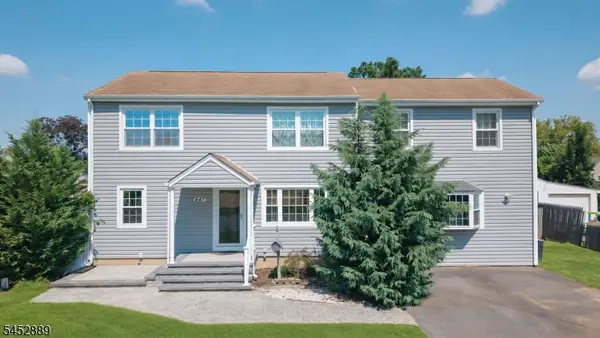 647 Cook Ave, Middlesex Boro, NJ 08846