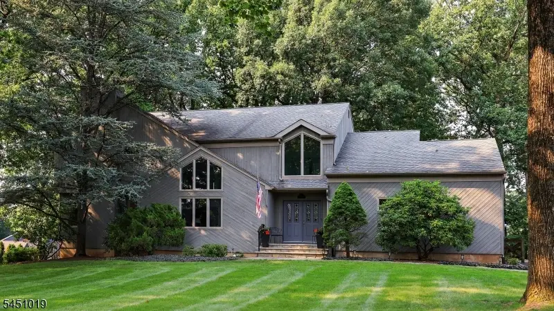 8 Cayuga Way, Lyons, NJ 07920 - #3