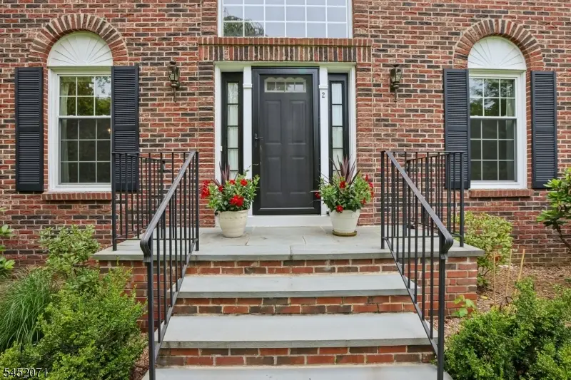 2 Stratford Dr, Randolph, NJ 07869 - #3