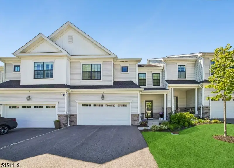 22 Kelsch Dr, Morris Plains, NJ 07950 - #1