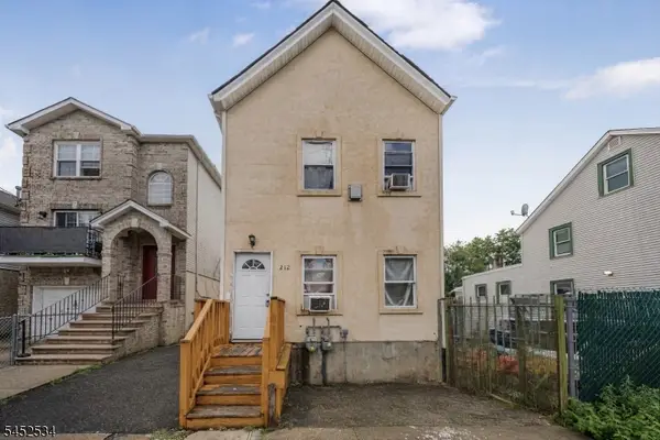 212 Port Ave, Elizabeth City, NJ 07206