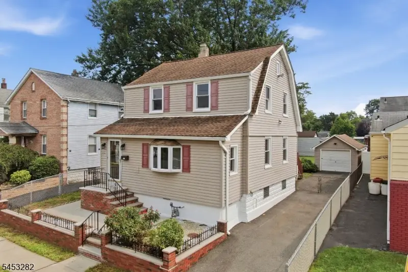 624 Britton St, Elizabeth, NJ 07202 - #3