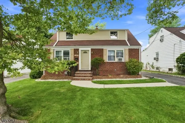654 Howard St, Teaneck Twp., NJ 07666
