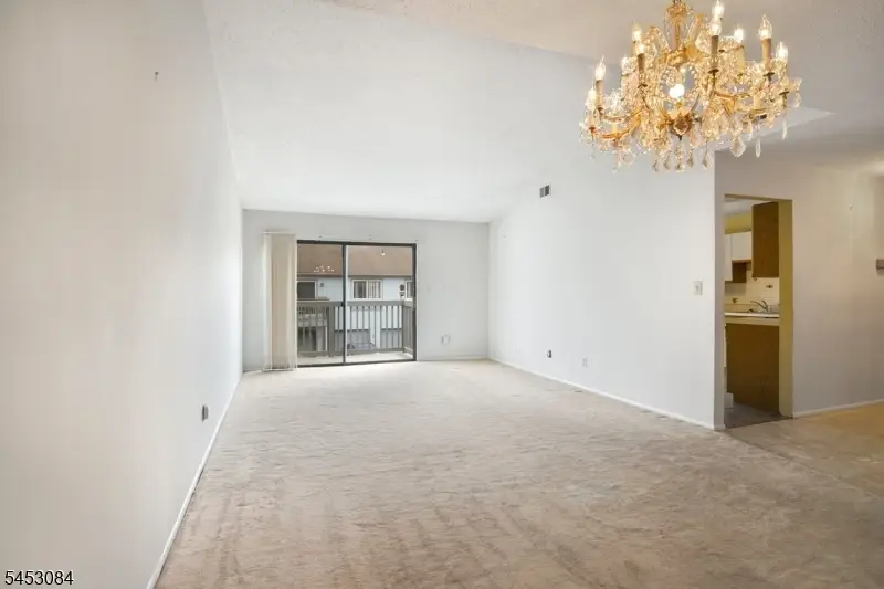 252 Drake Ln, Roxbury, NJ 07852 - #3