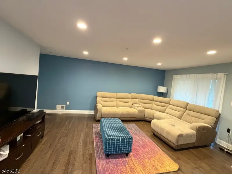 106 Tomahawk Ct, Belle Mead, NJ 08502 - #2