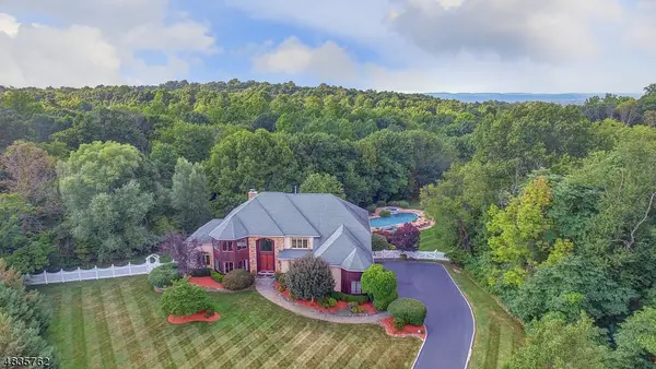 31 Primrose Ln, Bernards Twp., NJ 07920