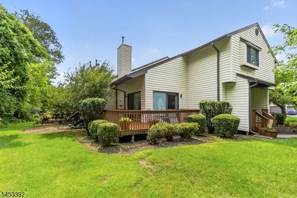 2 Eagle Dr, Hampton Twp., NJ 07860