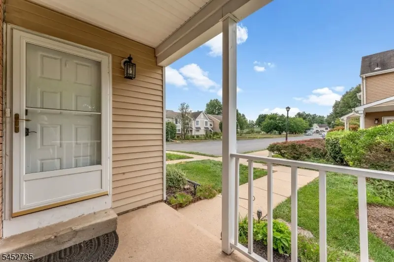 135 Hollow Oak Ct, Hillsborough, NJ 08844 - #3
