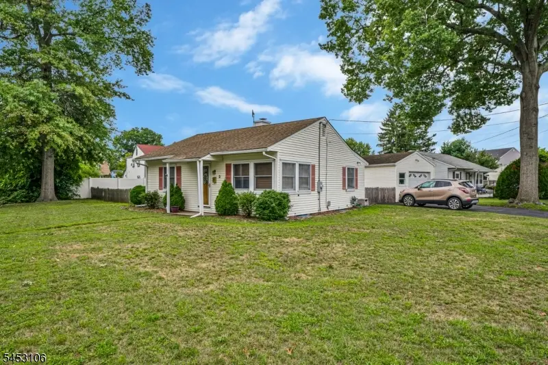 2 Orchid Pl, Middlesex, NJ 08846 - #1