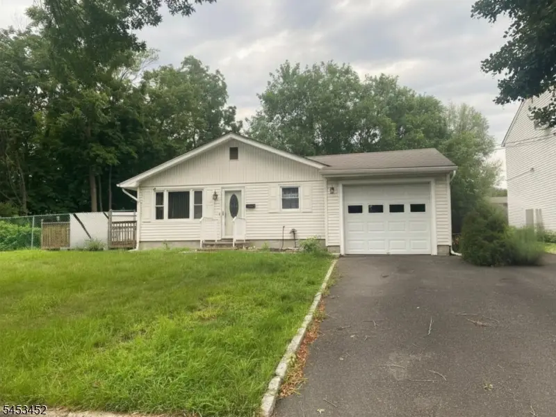 263 Colonial Pl, Plainfield, NJ 07062 - #1