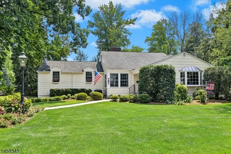 791 Knollwood Ter, Westfield, NJ 07090 - #1