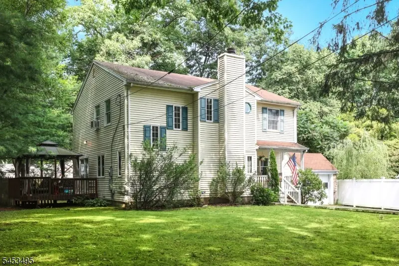 36 Maple Lake Rd, Kinnelon, NJ 07405 - #1