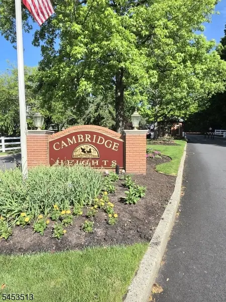 350 Cambridge Dr, Ramsey Boro, NJ 07446