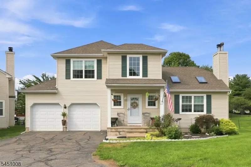 47 Colby Ct, White, NJ 07823 - #1
