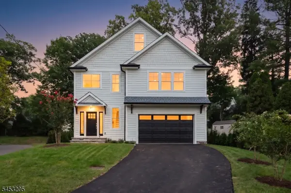 21 Woodruff Ct, New Providence Boro, NJ 07974