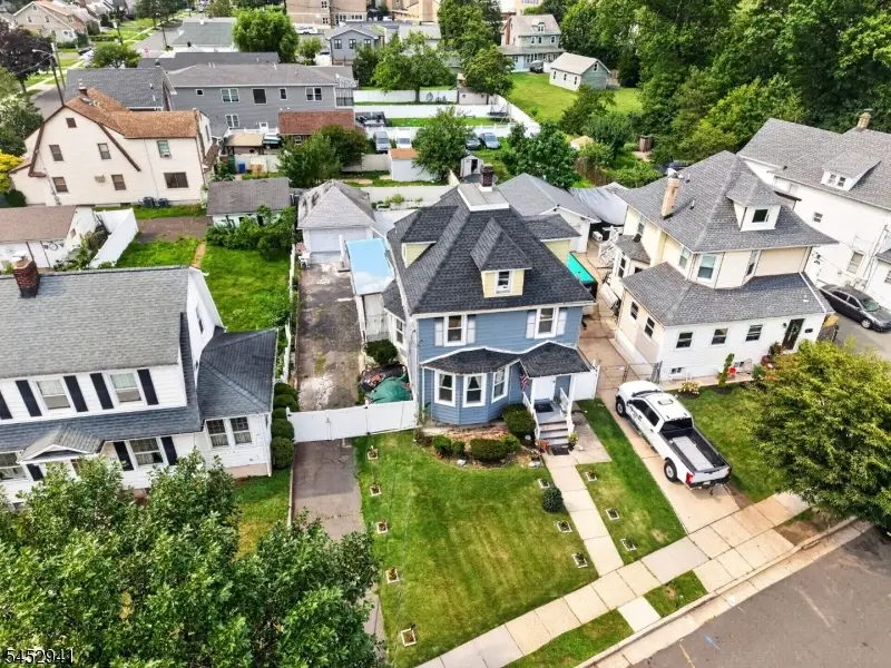 136 W Gibbons St, Linden, NJ 07036 - #3