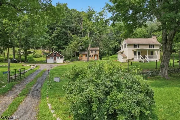 135 Millbrook Rd, Hardwick Twp., NJ 07825