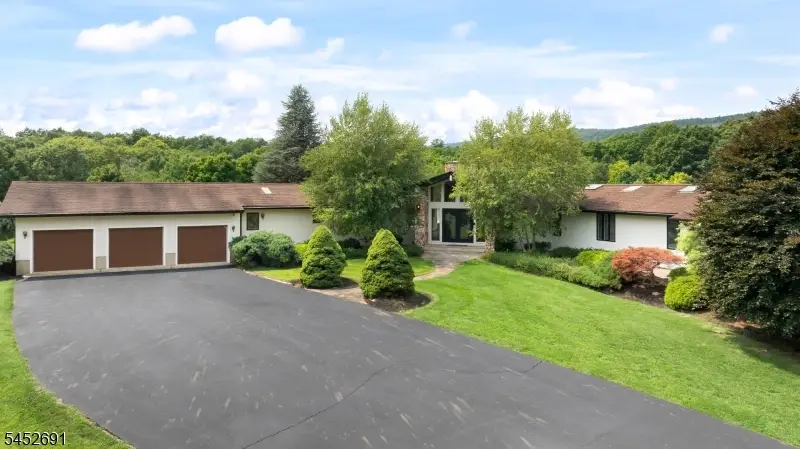 90 Phillips Rd, Frankford, NJ 07826 - #2