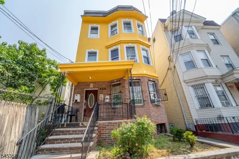 420 21st St, Irvington, NJ 07111 - #1