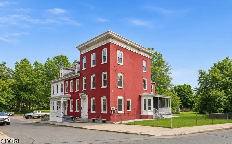 60 Brainard St, Phillipsburg, NJ 08865 - #1