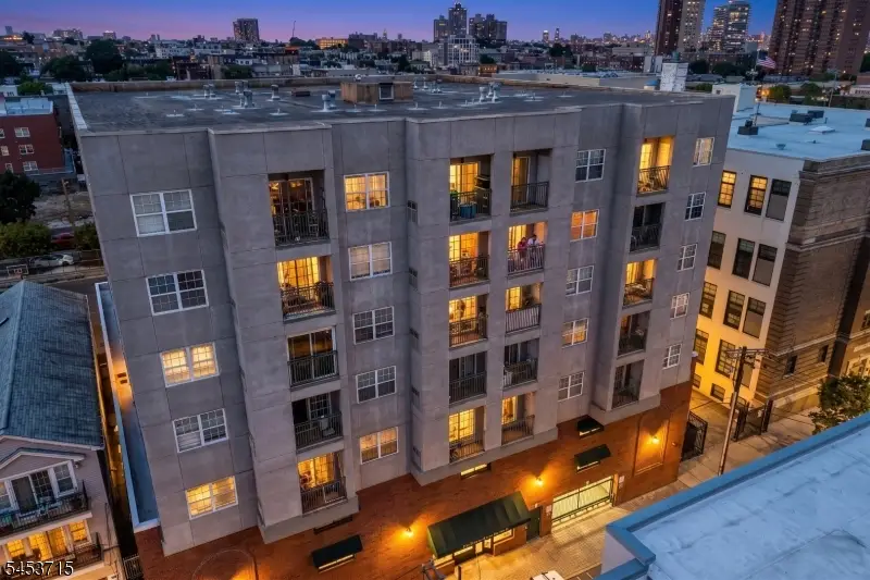 318 54th St #4L, West New York, NJ 07093 - #1