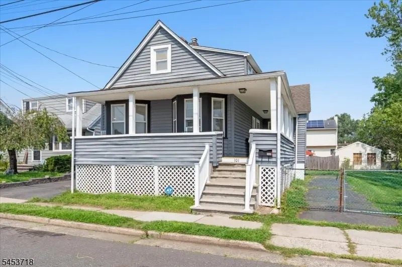 101 S 18th Ave, Manville, NJ 08835 - #2