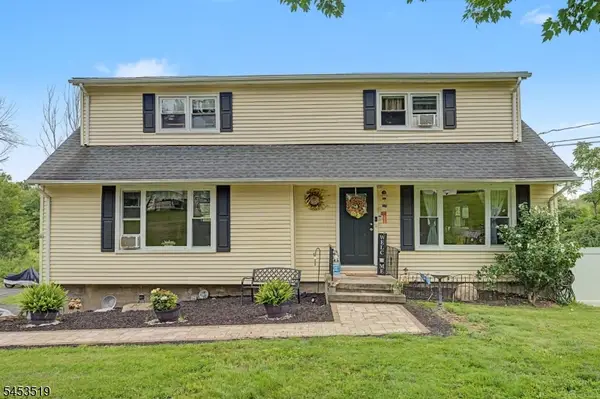 55 Davis Rd, Frankford Twp., NJ 07826