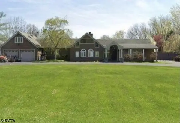 11 Summit Dr, Frankford Twp., NJ 07826