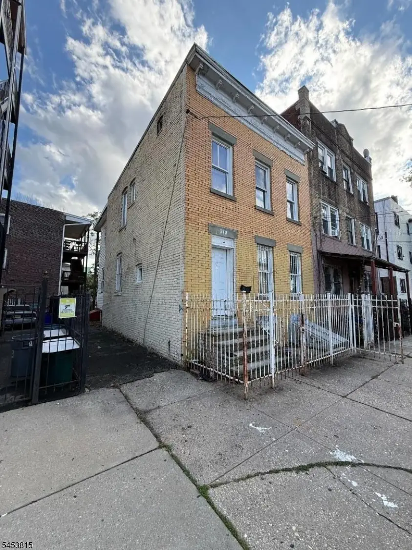 210 Berkeley Ave, Newark, NJ 07107 - #2