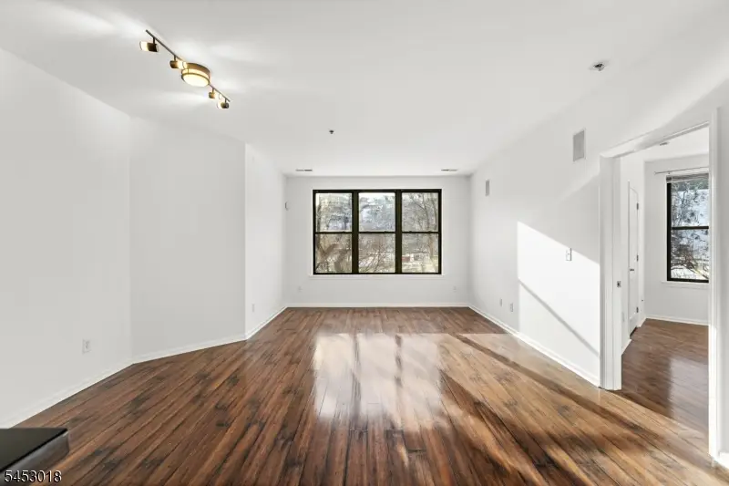24 Ave At Port Imperial, West New York, NJ 07093 - #2
