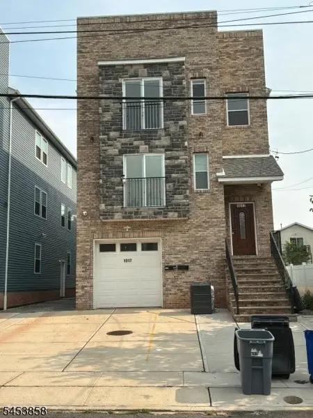 1017 Laura St, Elizabeth City, NJ 07201