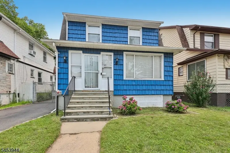 164 Freeman Ave, East Orange, NJ 07018 - #1