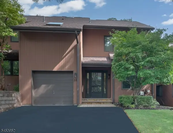 88 Sullivan Dr, West Orange Twp., NJ 07052