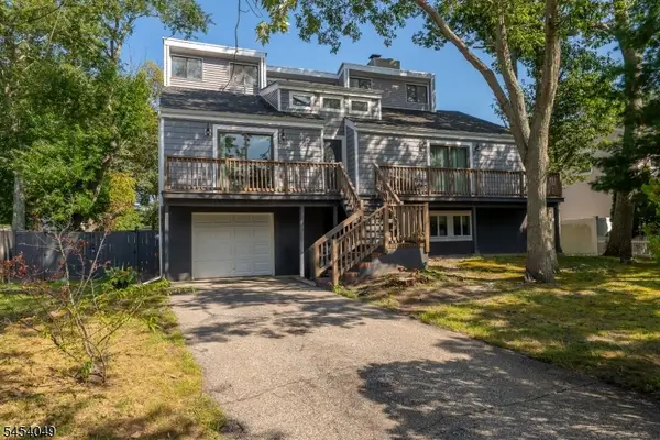 130 Mello Ln, Toms River Township, NJ 08753