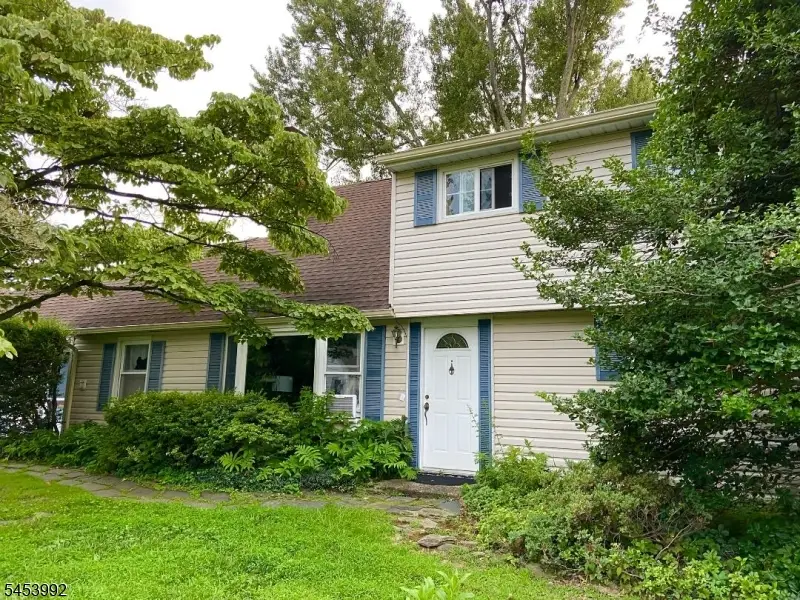 260 Nagle St, Martinsville, NJ 08805 - #1
