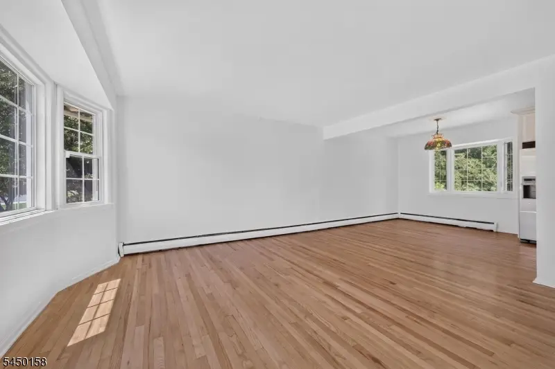 1387 Hamilton St, Franklin, NJ 08873 - #3