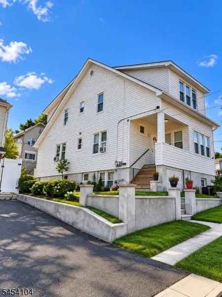 385 Mason Ave, Haledon Boro, NJ 07508