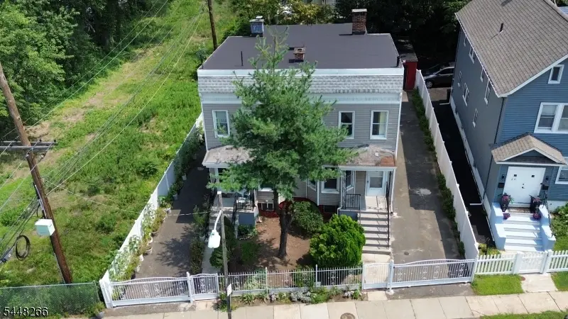 22 Kensington Pl, East Orange, NJ 07017 - #1
