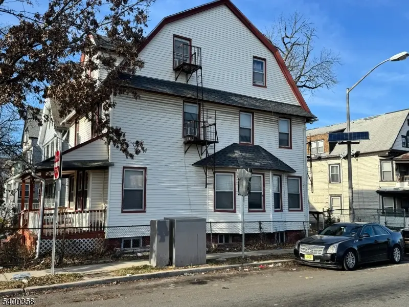 278 William St, East Orange, NJ 07017 - #1