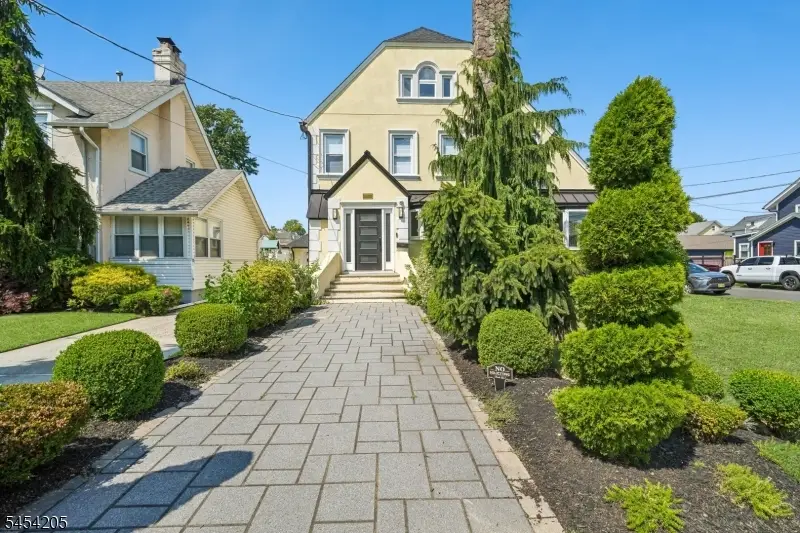 877 Park Ave, Elizabeth, NJ 07208 - #1