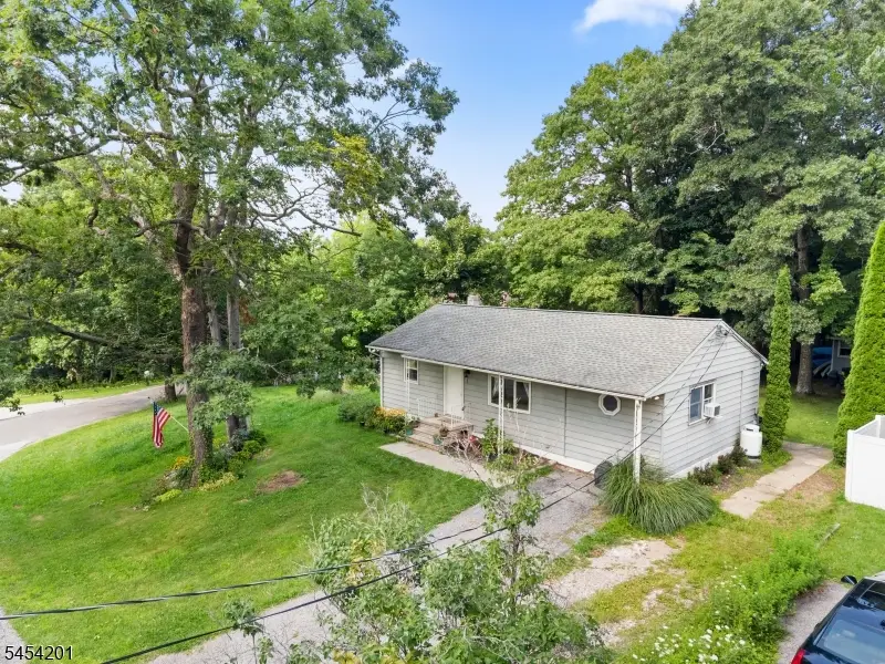 1 Ridgeview Ct, Vernon, NJ 07422 - #1
