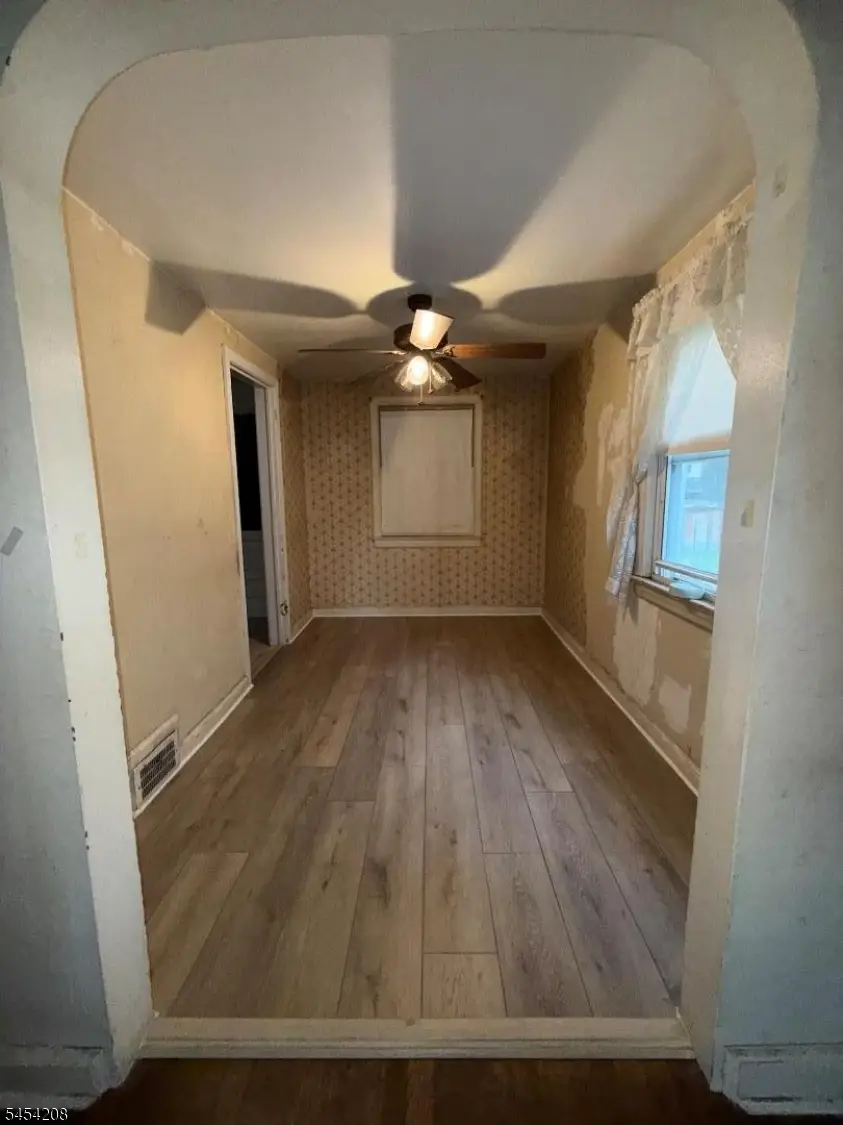 671 Crescent Dr, Bound Brook, NJ 08805 - #3