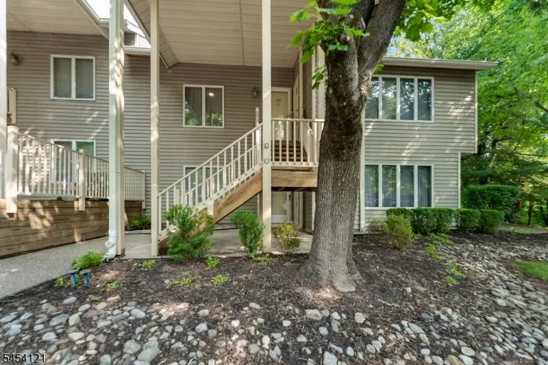 101 Westchester Ter, Clinton, NJ 08801 - #1