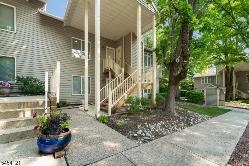 101 Westchester Ter, Clinton, NJ 08801 - #2